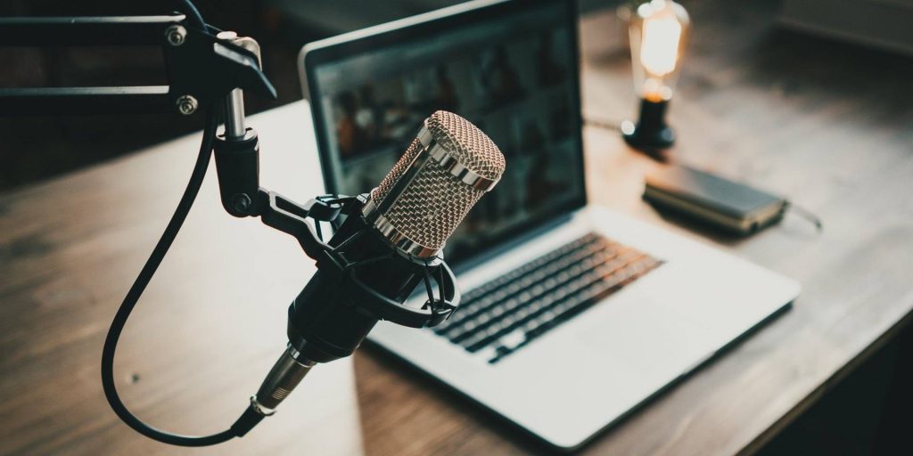 How to start a podcast: Complete Step by Step Guide How to start a podcast Complete Step by Step Guide Trendyhiphop.com