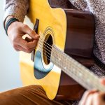 acoustic guitar techniques article image 2021