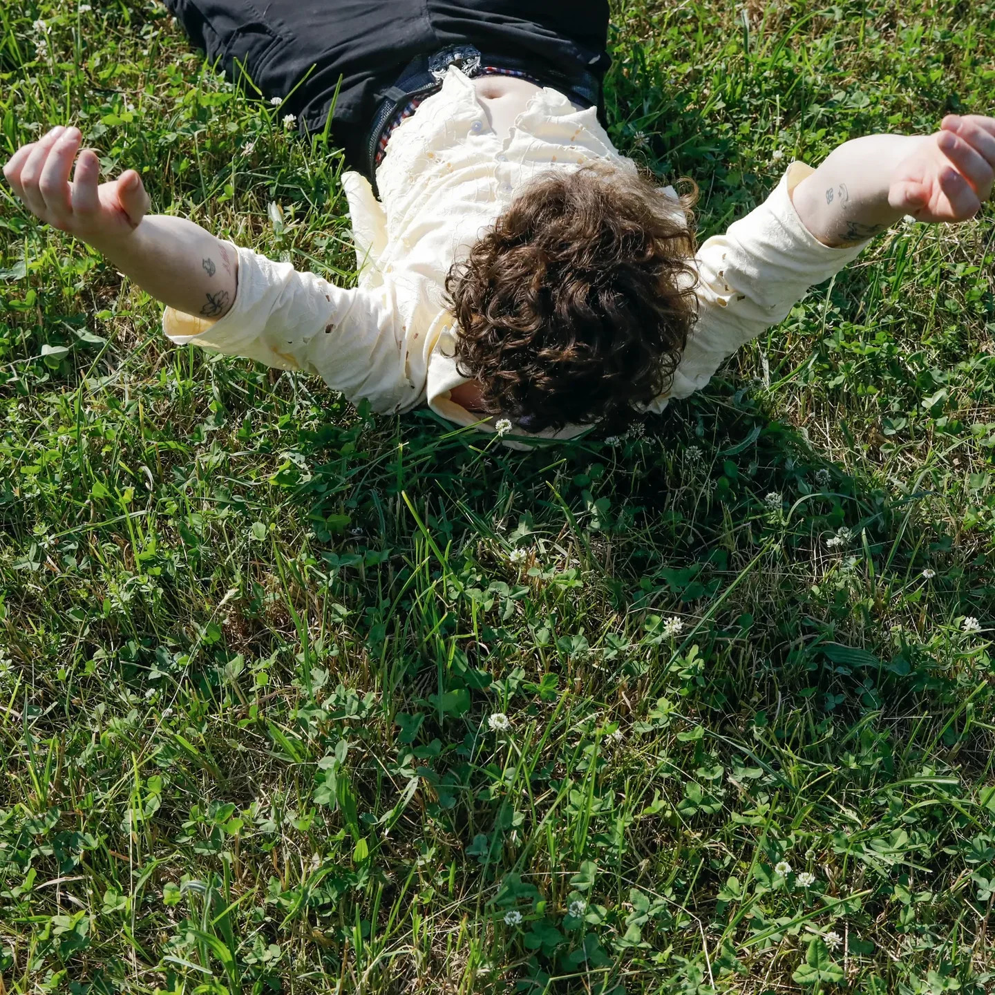 Silloh – Out Of Touch
