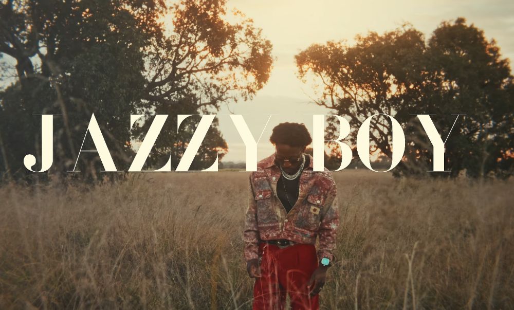 Jazzy Boy – Holy Fire