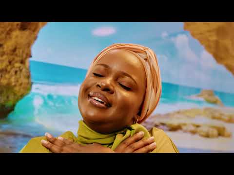 Best Emily – Ayi Yesu Nkunzi Yangye